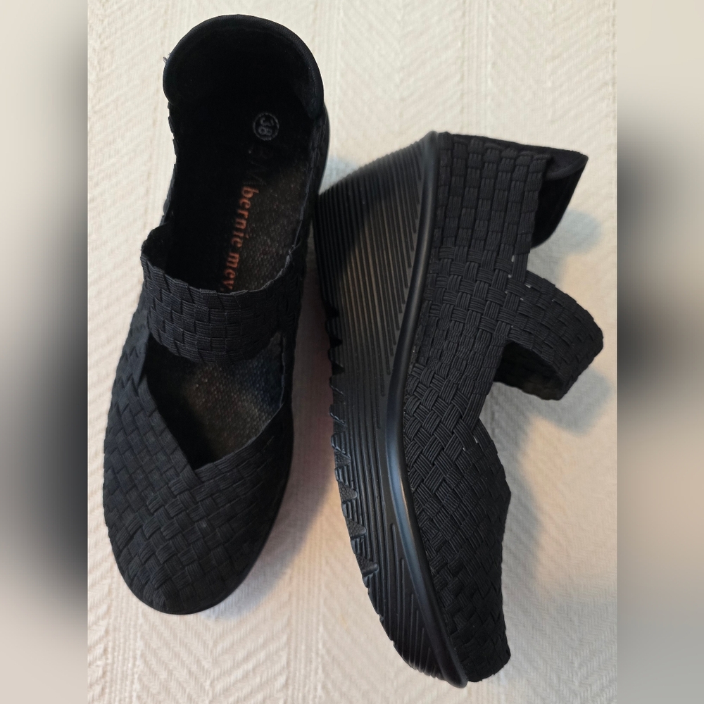 Bernie Mev black woven wedge, Size 7.5
